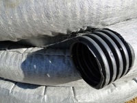Труба дренажная двухслойная с перфорацией в фильтре d 200 мм